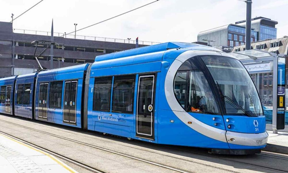 சென்னையில் மெட்ரோ லைட்.. மெட்ரோ ரயில் தெரியும்.. அது என்ன மெட்ரோ லைட்? Soon Chennai May Get Tram Like MetroLite Train Service